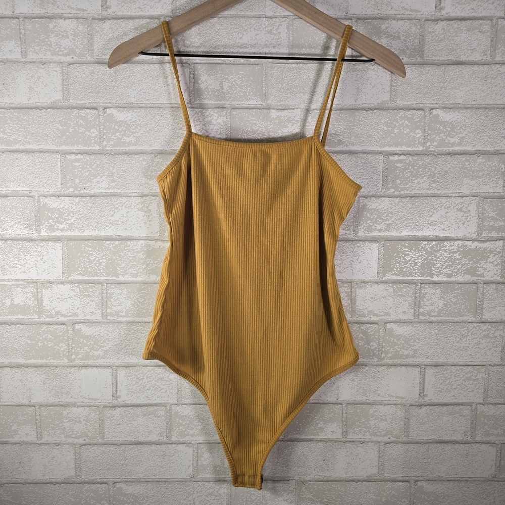 Pretty Little Thing Basic Mustard Yellow Ribbed Bodysuit Size 8